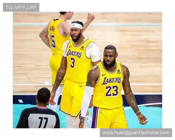 湖人新赛季阵容揭晓 詹姆斯能否再创辉煌成焦点